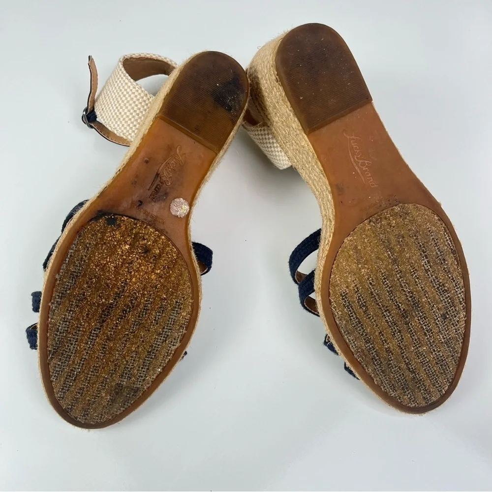 Lucky Brand Dark Blue Wedge Sandals in Navy sz 9